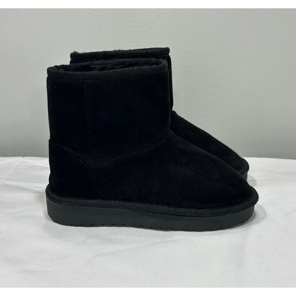 Children's Place Girls Cozy slip on‎ Black Faux Fur boots Size 12 Like New